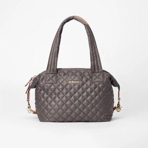 MEDIUM SUTTON DELUXE Excellent Condition/Lightly Used